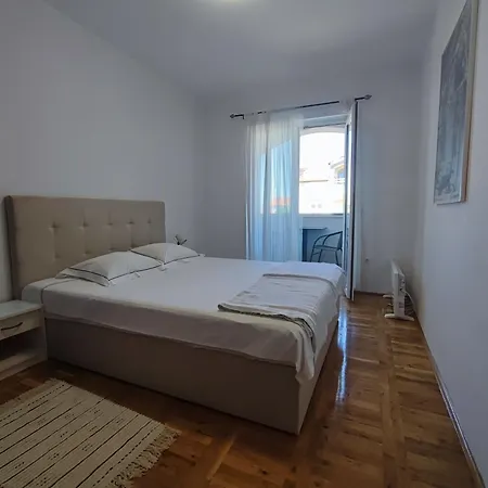 Nea Appartement *